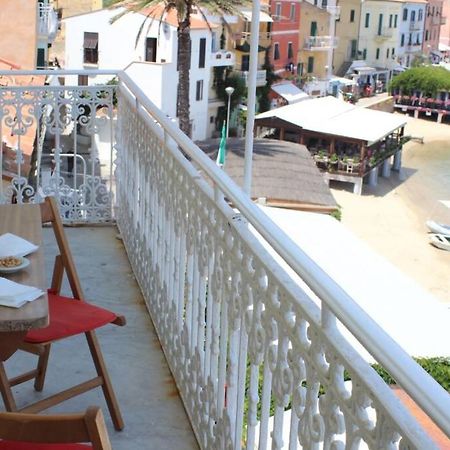 La Casa Di Principino Leilighet Giglio Porto Eksteriør bilde